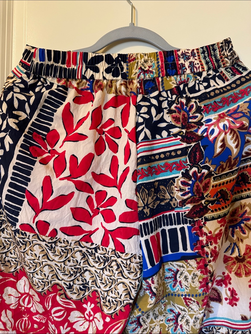 Philosophy Women’s print Pants - Picture 5 of 5
